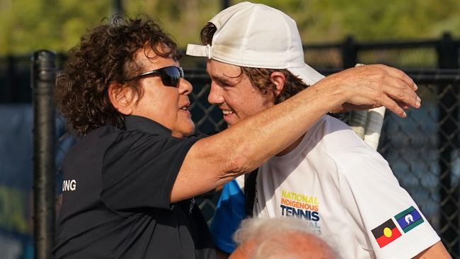 Coffs Harbour teen tennis sensation Charlie Pade and tennis legend Evonne Goolagong Cawley. Picture: Tennis Australia