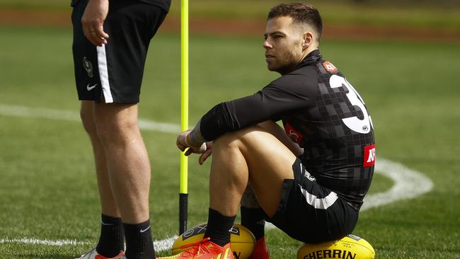 Jamie Elliott watches match simulation. Picture: Daniel Pockett/Getty Images