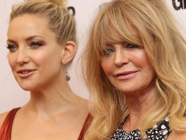 Kate Hudson and Goldie Hawn pose for photographers upon arrival at the Glamour Women Of The Year Awards in London, Tuesday, 2 June, 2015. (Photo by Joel Ryan/Invision/AP)