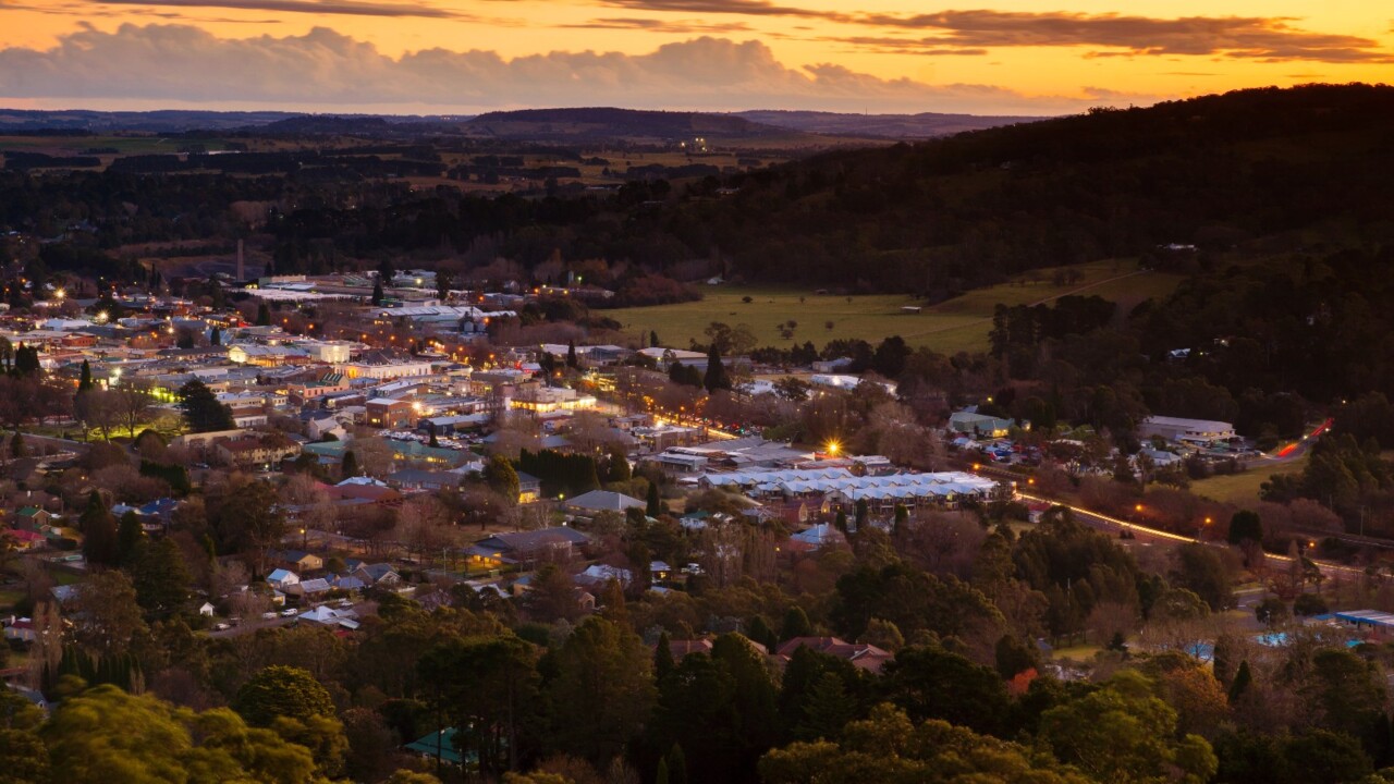 Powering Australia plan to bring jobs to regional areas