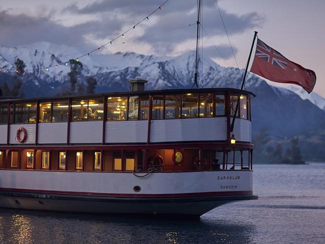 TSS Earnslaw arrives at Walter Peak High Country Farm on Lake Wakatipu.