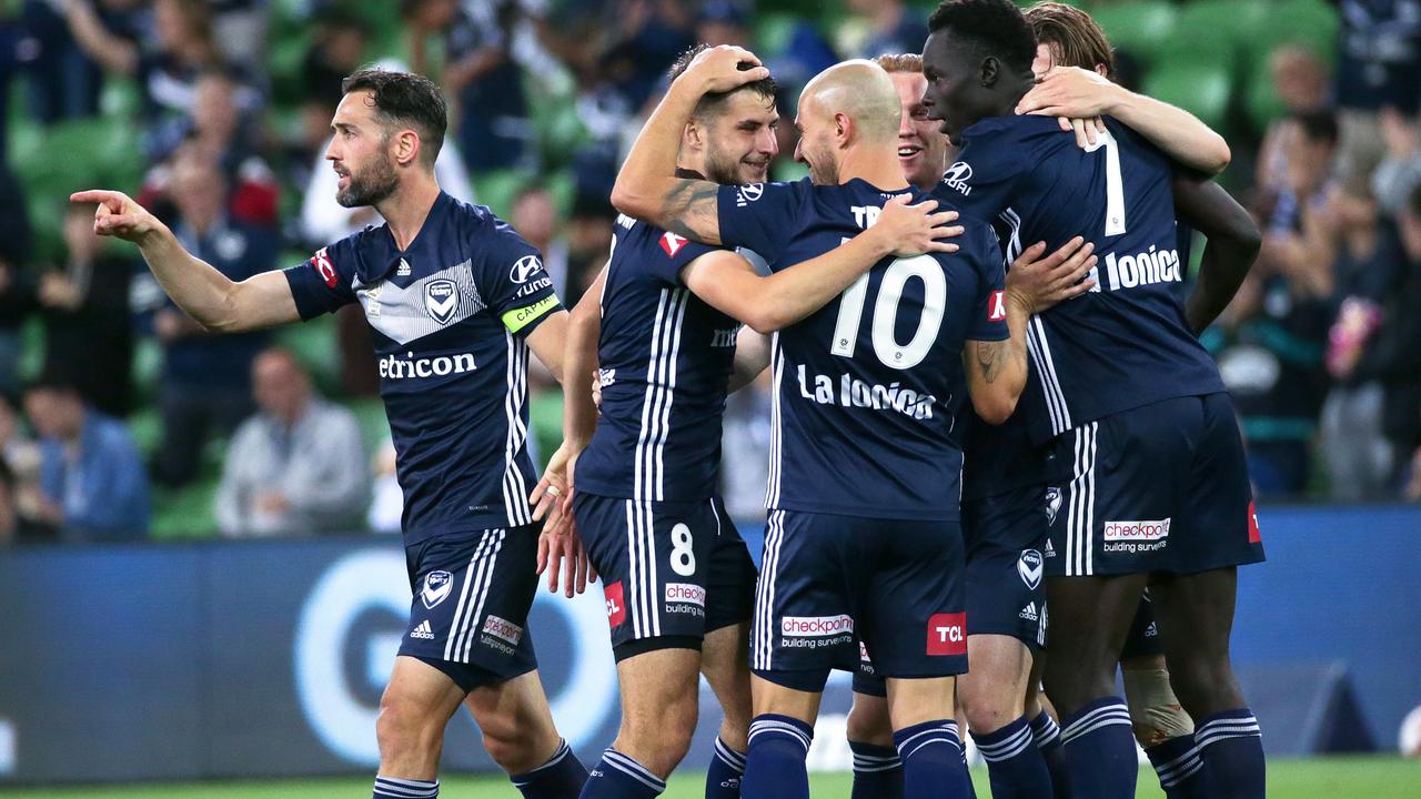 Melbourne Victory beat the Newcastle Jets 2-1.