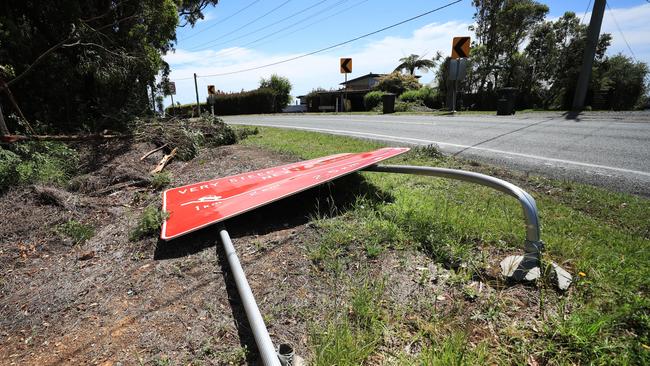 Gusting up to 100km, the wind even took down street sings Mt Tambourine. Picture: NCA NewsWire / Scott Powick