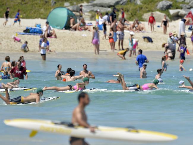 Cottesloe beach 36 drgrees, hot weather, generic.We've got a feature coming up on 