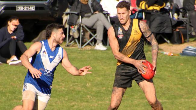 Broadview star Jesse White in action against Athelstone on Saturday. Picture: Matt Oborn