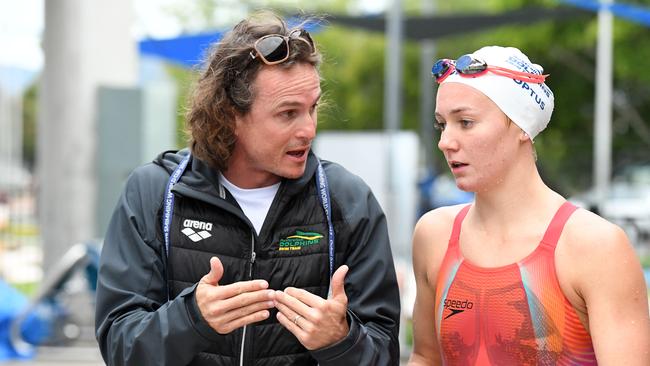 Dean Boxall and Ariarne Titmus during a Dolphins team training camp in Cairns prior to the Pan Pacs. (AAP Image/Delly Carr, Swimming Australia)