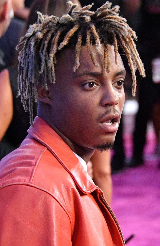 Juice Wrld dead aged 21 – US rapper dies after suffering a seizure at  Chicago airport – The US Sun