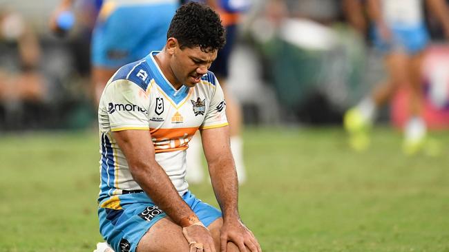 A dejected Brian Kelly after losing their elimination final against the Sydney Roosters.