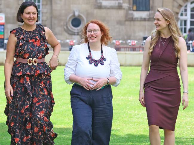 ** FOR NETWORK USE FIRST ** Australian expats voting at the UK elections showing Houses of Parliament backdrop: L-R Louise Mulley, CEO of Britain-Australia Society, Verity Barton, corporate affairs adviser/president of the Australian Liberals Abroad and Sarah Gall, data analyst. 24/06/2024. London, United Kingdom.Picture by Ã‚Â© Nigel Howard / Ã‚Â© Nigel Howard MediaEmail: nigelhowardmedia@gmail.com