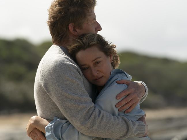 Asher Keddie and David Wenham in a scene from the Paramount+ drama Fake.