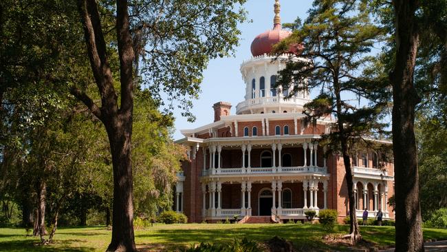 Longwood, a plantation house in Natchez, Mississippi.