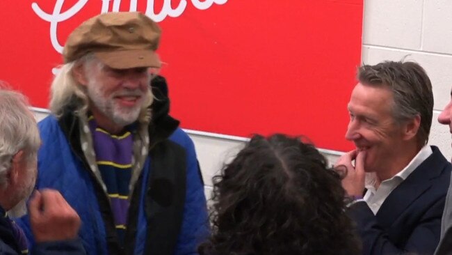 Bob Geldof chats to Craig Bellamy in the Storm rooms.
