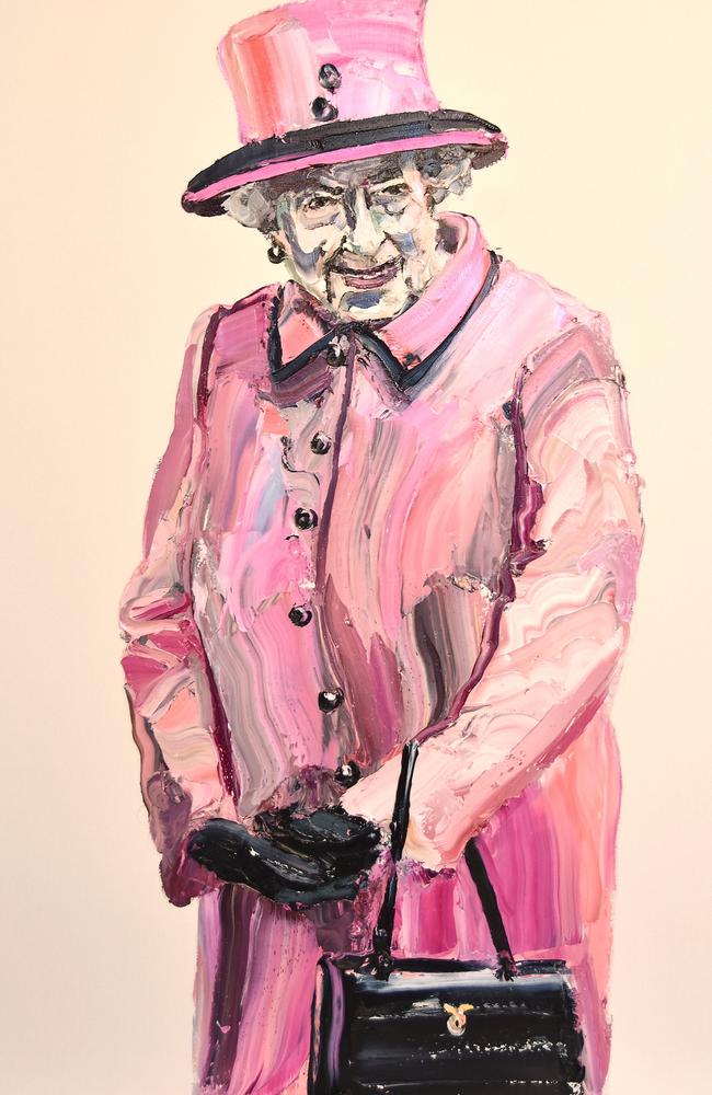 Paul Ryan’s portrait of the HRH Queen Elizabeth is a finalist in the Mosman Art Prize.