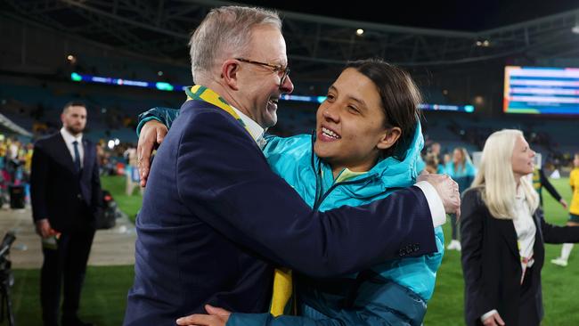 Sam Kerr and Anthony Albanese, Prime Minister of Australia. Photo by Mark Metcalfe - FIFA/FIFA via Getty Images.