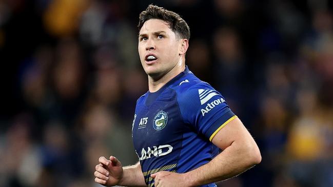 SYDNEY, AUSTRALIA - JUNE 15: Mitchell Moses of the Eels looks on during the round 15 NRL match between Parramatta Eels and Sydney Roosters at CommBank Stadium, on June 15, 2024, in Sydney, Australia. (Photo by Brendon Thorne/Getty Images)