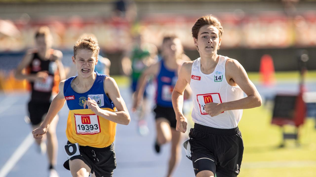 Nathaniel Clarke from Hay winning gold in the U15 800m.