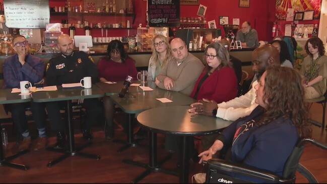 Gun reform discussion held with Gabby Giffords, Gov. Whitmer