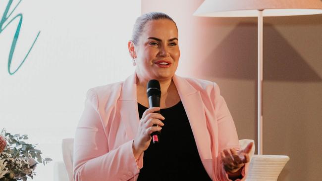 Birds in the Bush founder Vanessa Vazquez and Jelena Dokic speaking about domestic violence in Orange. Photo: Laura Cole Photography.