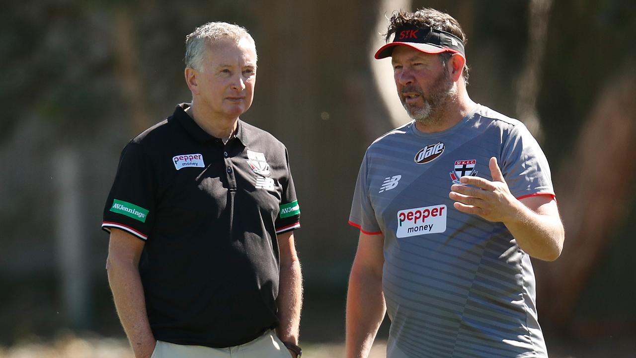 Ernie Merrick and Brett Ratten. Picture: Michael Willson