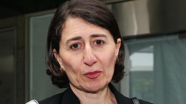 SYDNEY, AUSTRALIA - NewsWire Photos, NOVEMBER 01 2021: Former NSW Premier Gladys Berejiklian addresses the media at ICAC in Sydney. Picture: NCA Newswire / Gaye Gerard