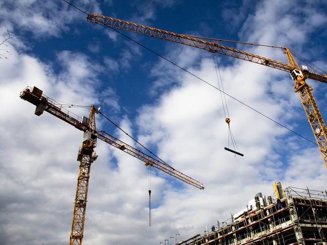 Construction, tradesman, tradie, building, site, worker, high-vis, hi-vis, crane, generic shots.