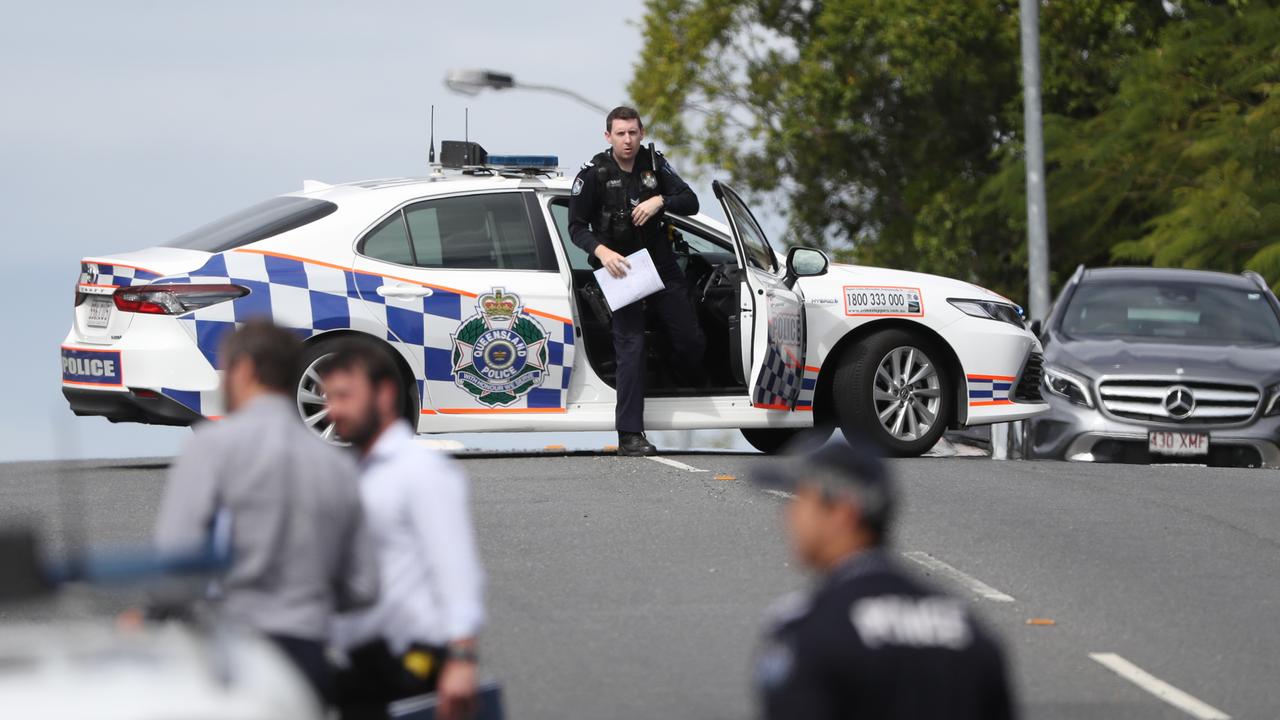 Police at the scene where a 23-year-old man was stabbed to death on Pine Mountain Rd at Carindale. Picture: Nigel Hallett