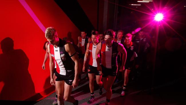 Nick Riewoldt leads his team out to the ground. Picture:  Darrian Traynor, Getty Images