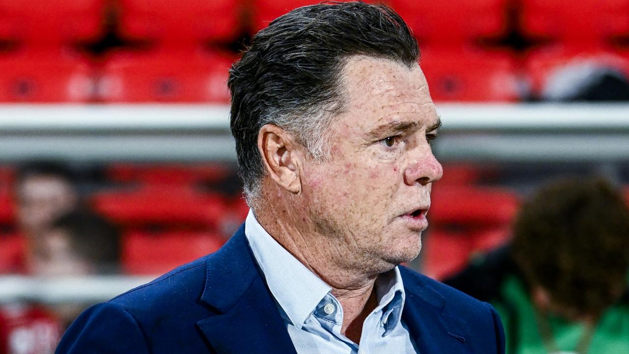 Reds want title for departing coach