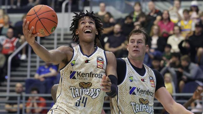 Bobi Klintman heads to the basket. Picture: Russell Freeman/Getty Images for NBL