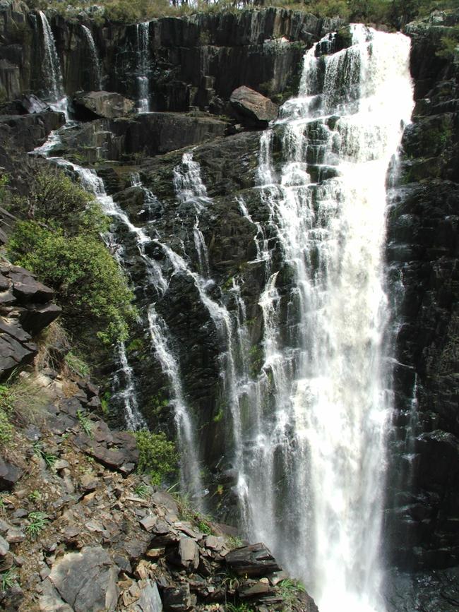 Apsley Falls in the Oxley Wild Rivers National Park.