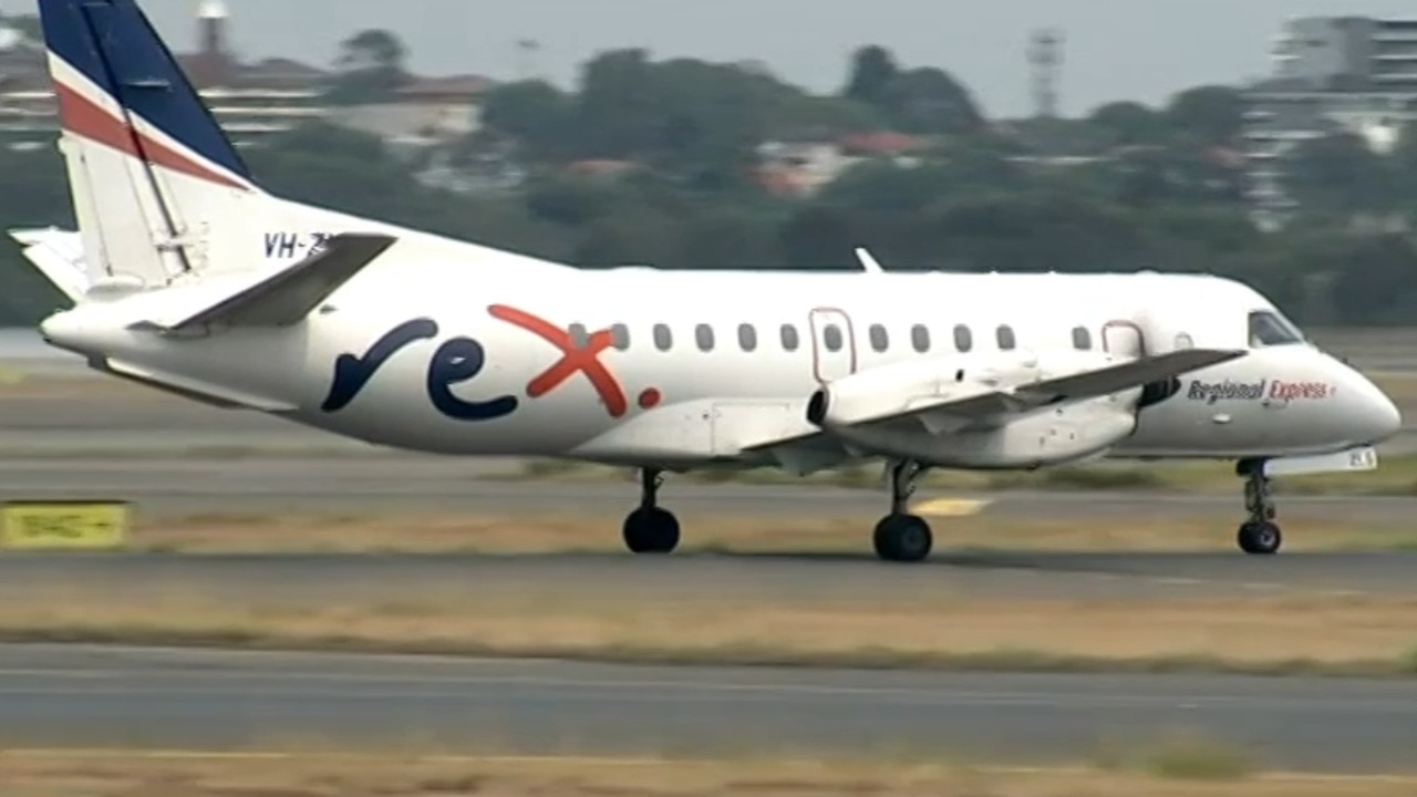 ‘Not fair’ for country Australians to be ‘left hanging’ over Rex Airlines debacle