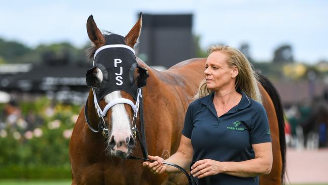 Defiant Dancer resumed with wins at Pakenham and Flemington.