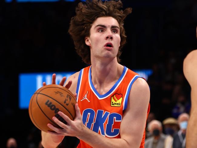 Why our top basketball prospects are turning to ‘D-Mac’