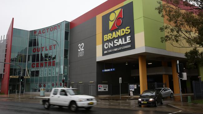 The Brands on Sale factory outlet on Queen street Campbelltown is closing down.