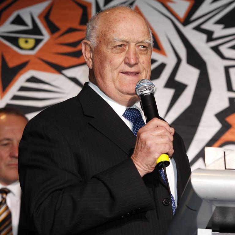 Keith Barnes dead: Balmain Tigers mourn the death of club legend ...