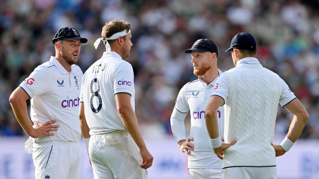 Meeting of the minds: Ben Stokes to his fast bowlers Stuart Broad, James Anderson and Ollie Robinson. Picture: Getty