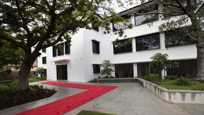 First day at Fortitude Valley State Secondary College. 585 St Paul's Terrace and Brookes St, Fortitude Valley, Brisbane, 28th of January 2020. (AAP Image/Attila Csaszar)