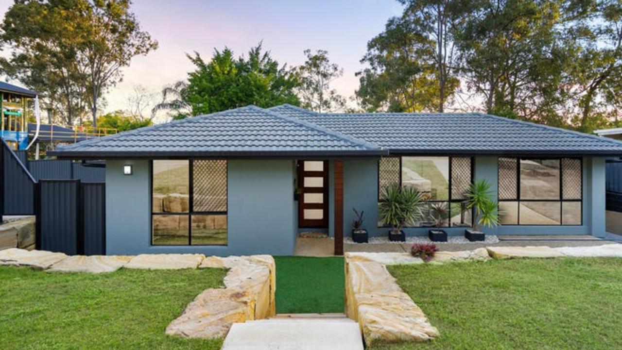 41 Bundoora Drive, Karana Downs, recently sold for $890,000