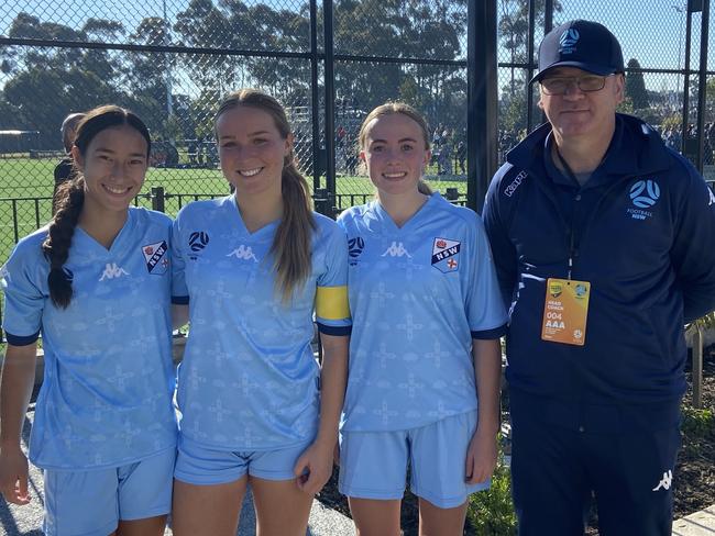 Allyssa Ng Saad, Alethea Levy, Millie Peterson with coach Michael Babic