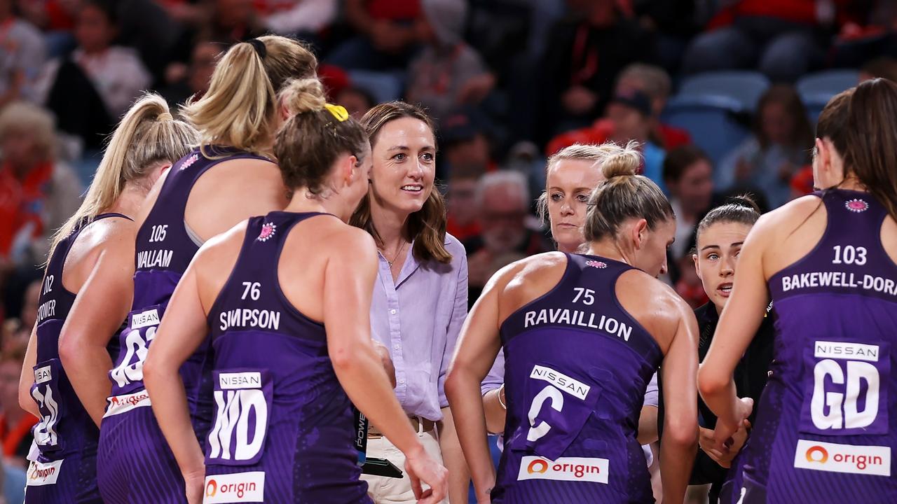 Head Coach Bec Bulley talks to her players. Picture: May Bailey