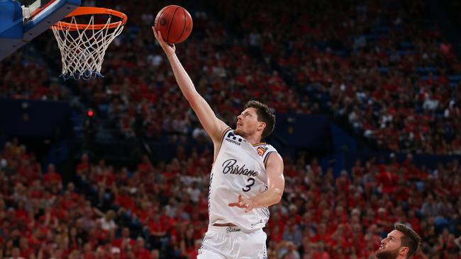 Cameron Gliddon returns to the Boomers after battling injury.