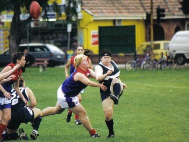 Brooke Fox in action for Eastern Devils in her first year at the club in 2000.