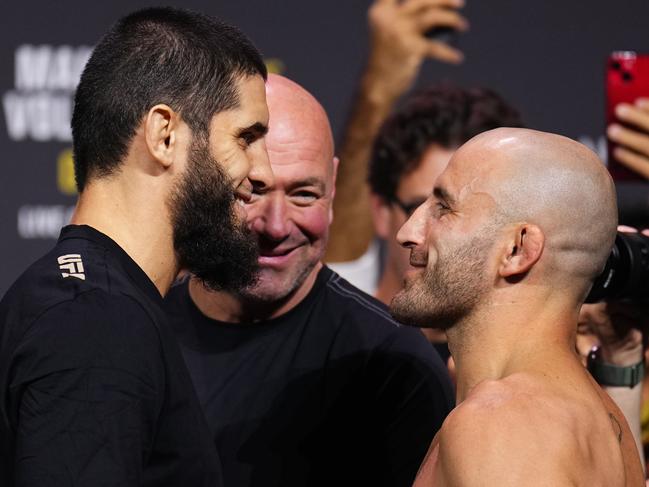 ABU DHABI, UNITED ARAB EMIRATES - OCTOBER 20: (L-R) Opponents Islam Makhachev of Russia and Alexander Volkanovski of Australia face off during the UFC 294 ceremonial weigh-in at Etihad Arena on October 20, 2023 in Abu Dhabi, United Arab Emirates. (Photo by Chris Unger/Zuffa LLC via Getty Images)