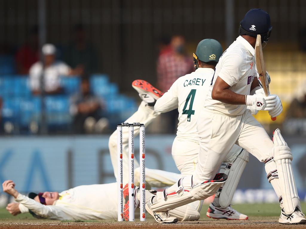 Steve Smith’s classic dismissed Pujara. (Photo by Robert Cianflone/Getty Images)