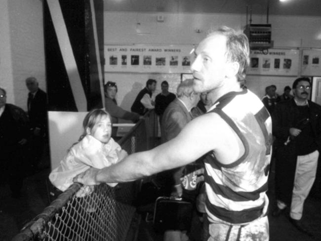 Gary Ablett Sr with daughter Natasha in the rooms in 1991.