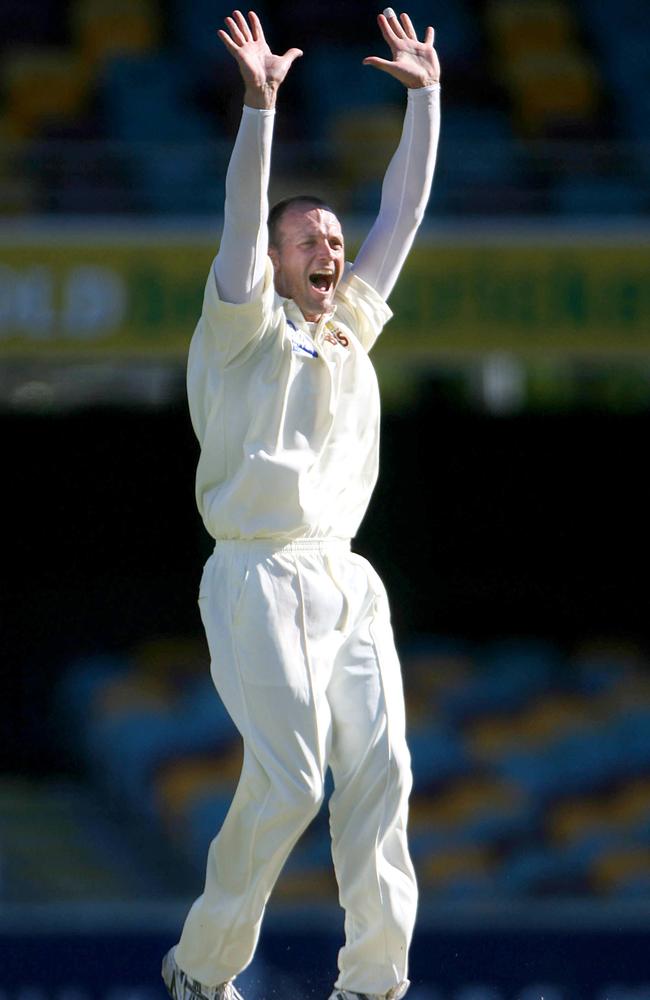 Jurgensen appeals for Queensland against Tasmania at the Gabba in 2006. Picture: Peter Wallis