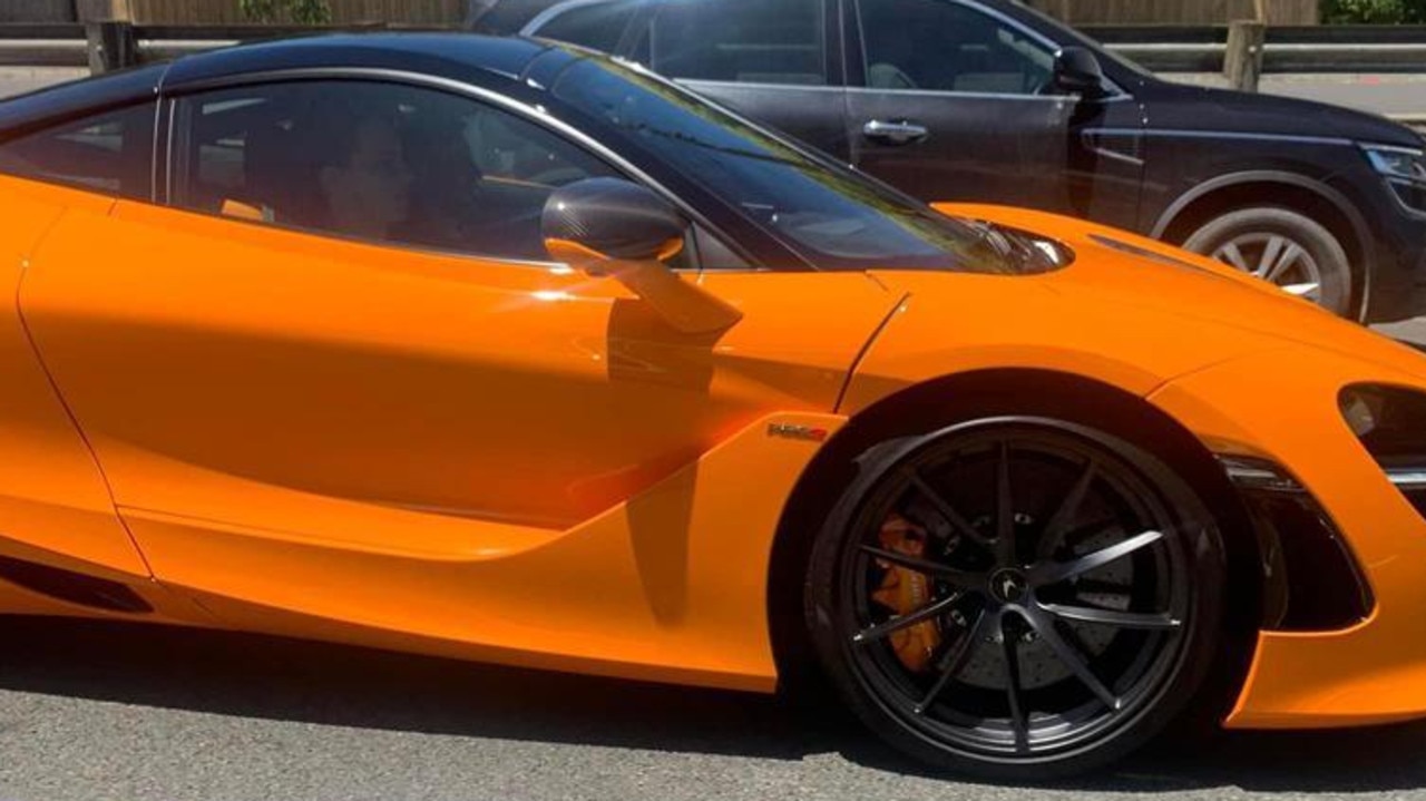 This photo appeared to show Oscar Piastri and Daniel Ricciardo driving a McLaren in Melbourne – but it wasn't the case. Credit: AidenBuckleigh on Reddit