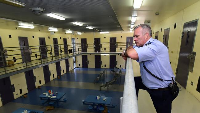 Townsville Correctional Centre inmate falls through TUH ceiling