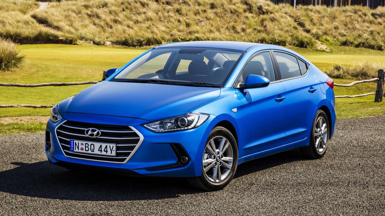 Kia Cerato v Hyundai Elantra: small sedans comparison review | news.com ...