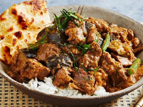 You have to try this curry immediately.